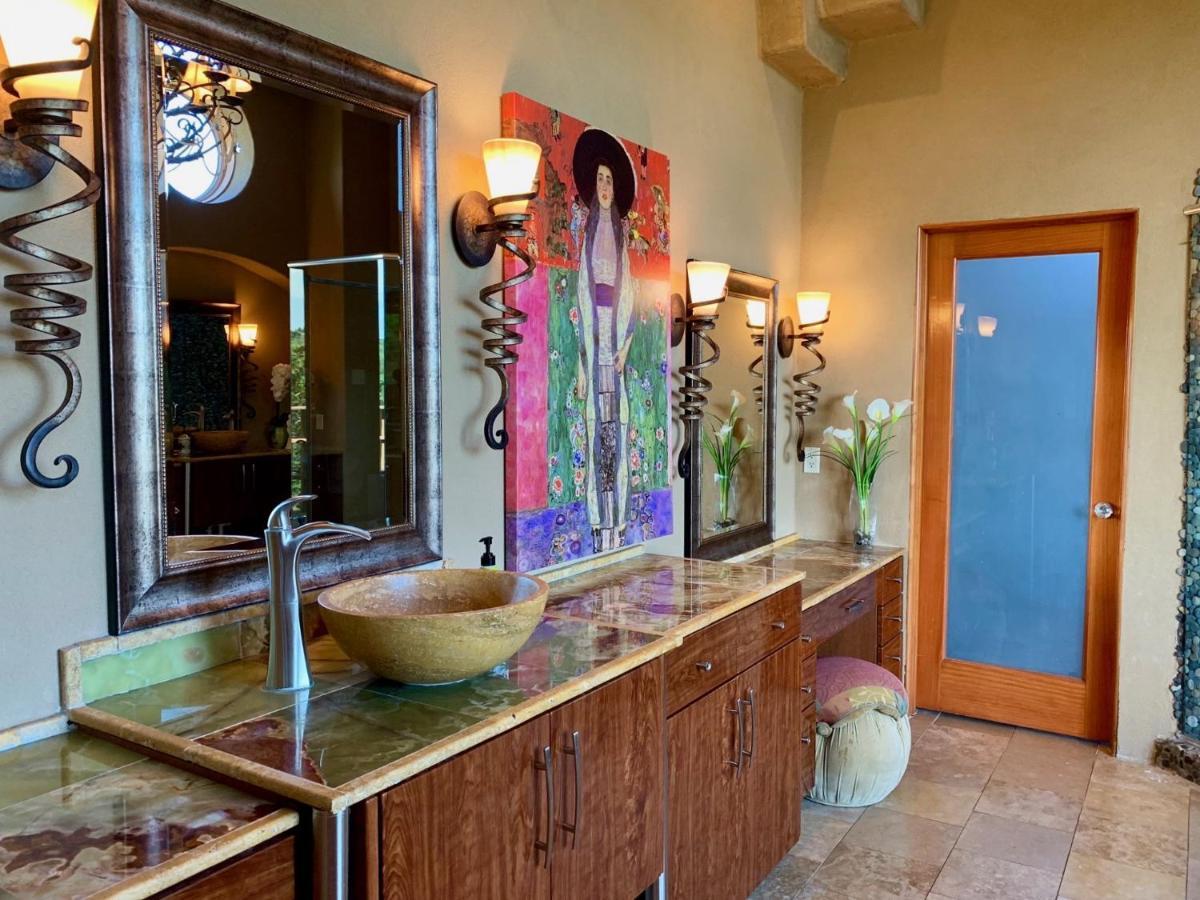 Villa Scenic Hill Country Retreat - Rhino Ranch New Braunfels Exterior foto