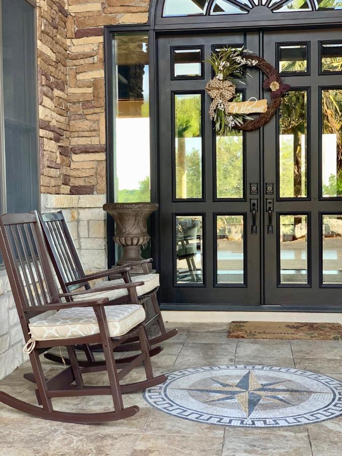 Villa Scenic Hill Country Retreat - Rhino Ranch New Braunfels Exterior foto