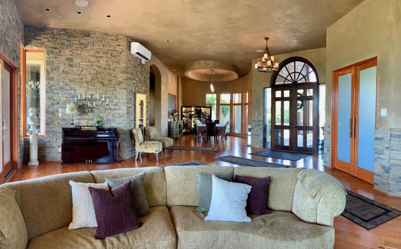 Villa Scenic Hill Country Retreat - Rhino Ranch New Braunfels Exterior foto