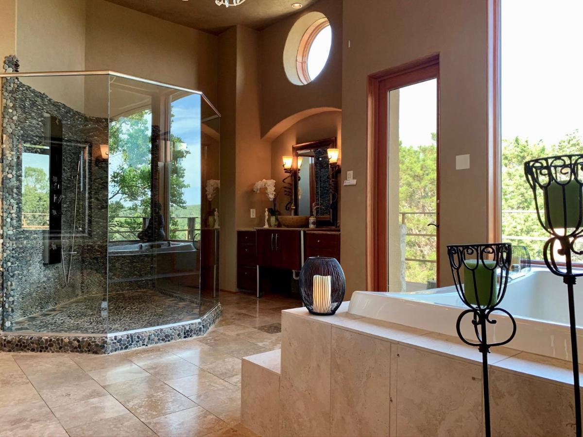 Villa Scenic Hill Country Retreat - Rhino Ranch New Braunfels Exterior foto